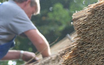 professional Hatch Farm Hill thatchers